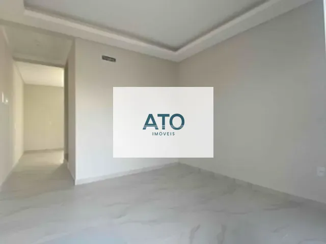 Sobrado 2 quartos e 1 banheiro, à venda, no bairro BR Felice em Tijucas