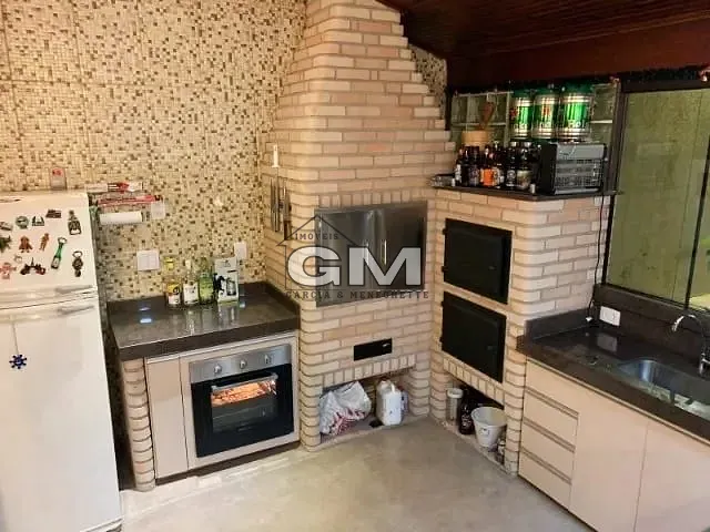 Sobrado com 304m² 3 quartos e 5 banheiros, à venda, no bairro Residencial Flórida em Ribeirão Preto