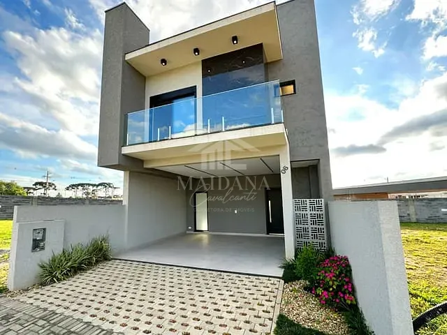 Sobrado com 169m² 3 quartos e 4 banheiros, à venda, no bairro Costeira em São José dos Pinhais