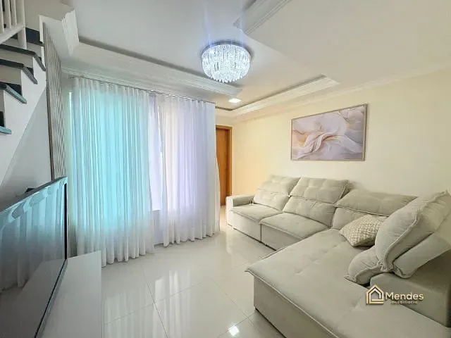 Sobrado com 80m² 3 quartos e 2 banheiros, à venda, no bairro Umbará em Curitiba