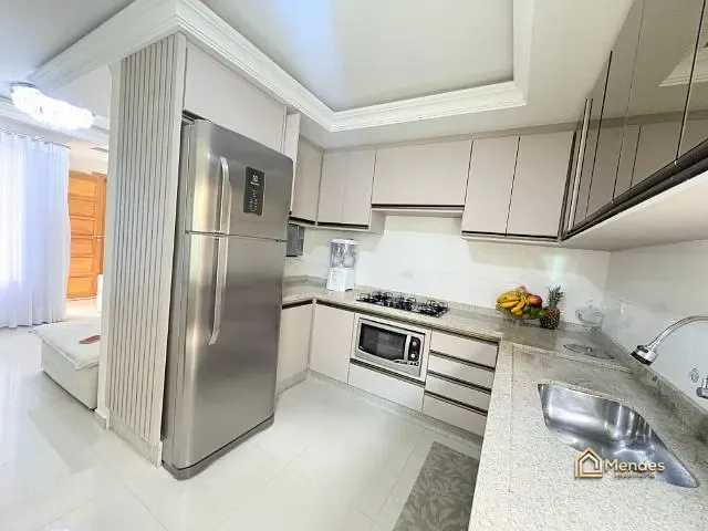 Sobrado com 80m² 3 quartos e 2 banheiros, à venda, no bairro Umbará em Curitiba