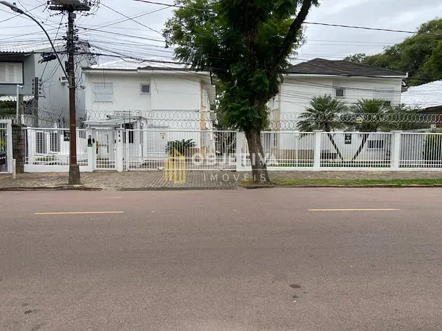 Sobrado com 137m² 3 quartos e 3 banheiros, à venda, no bairro Teresópolis em Porto Alegre