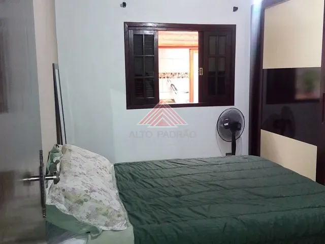 Sobrado 2 quartos e 1 banheiro, à venda, no bairro Jardim Bela Vista em Mauá