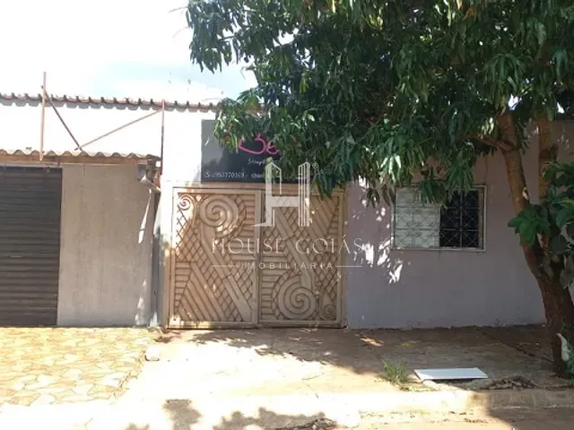 Sobrado com 448m², à venda, no bairro Jardim Balneário Meia Ponte em Goiânia