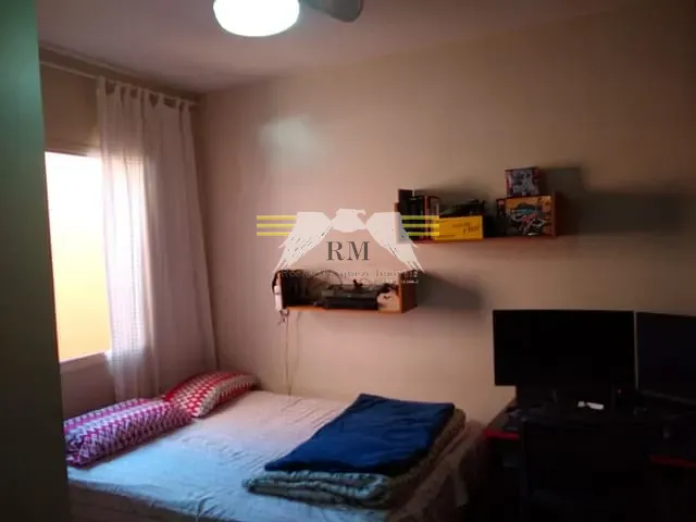 Sobrado com 178m² 3 quartos e 1 banheiro, à venda, no bairro Jardim Imperador em São Paulo