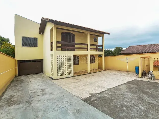 Sobrado com 298m² 4 quartos e 3 banheiros, à venda, no bairro Rio Verde em Colombo