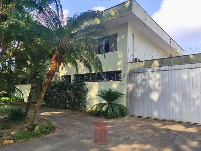 Sobrado com 638m² 8 quartos e 6 banheiros, à venda, no bairro Alto de Pinheiros em São Paulo