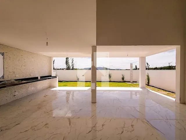 Sobrado com 300m² 3 quartos e 4 banheiros, à venda, no bairro São Venâncio em Itupeva