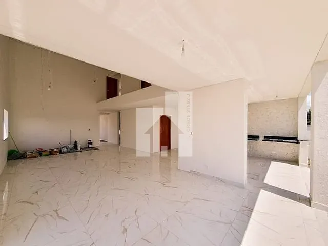 Sobrado com 300m² 3 quartos e 4 banheiros, à venda, no bairro São Venâncio em Itupeva