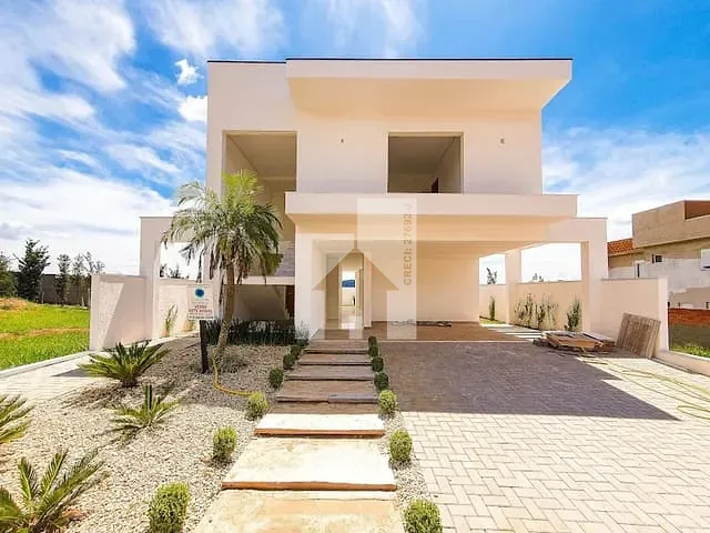 Sobrado com 300m² 3 quartos e 4 banheiros, à venda, no bairro São Venâncio em Itupeva