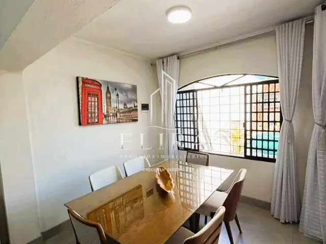 Sobrado com 250m² 3 quartos e 3 banheiros, à venda, no bairro Vila Mollon IV em Santa Bárbara D'Oeste