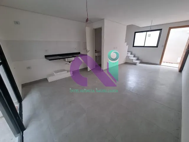 Sobrado com 72m² 2 quartos e 1 banheiro, à venda, no bairro Pestana em Osasco