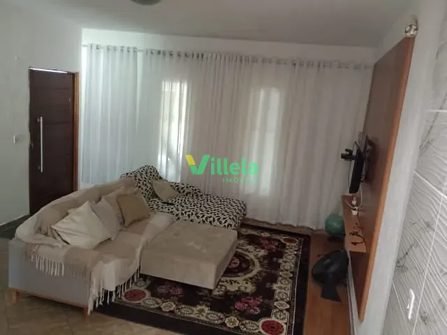 Sobrado com 212m² 4 quartos e 3 banheiros, à venda, no bairro Residencial Flamboyant em Itaquaquecetuba