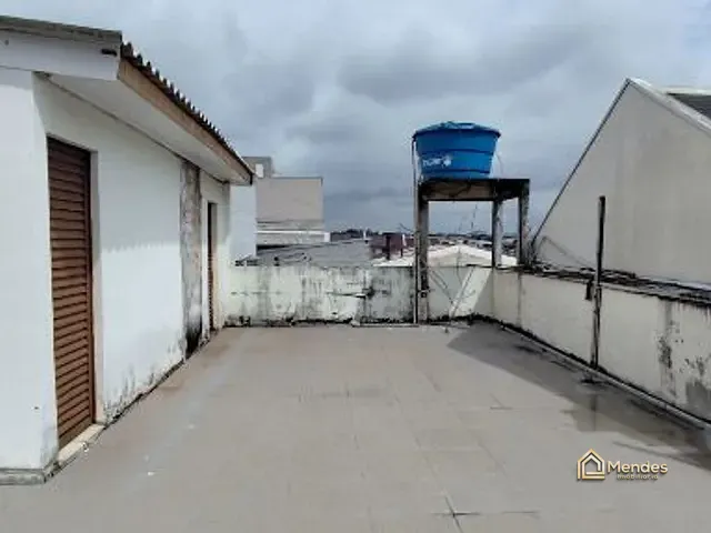 Sobrado com 154m² 4 quartos e 2 banheiros, à venda, no bairro Sítio Cercado em Curitiba