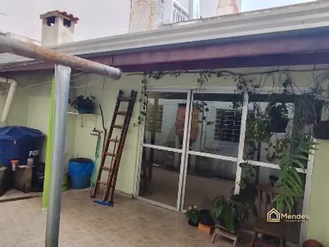 Sobrado com 154m² 4 quartos e 2 banheiros, à venda, no bairro Sítio Cercado em Curitiba