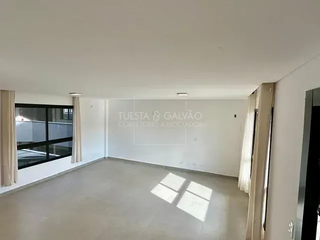 Sobrado com 153m² 3 quartos e 3 banheiros, à venda, no bairro Portão em Curitiba