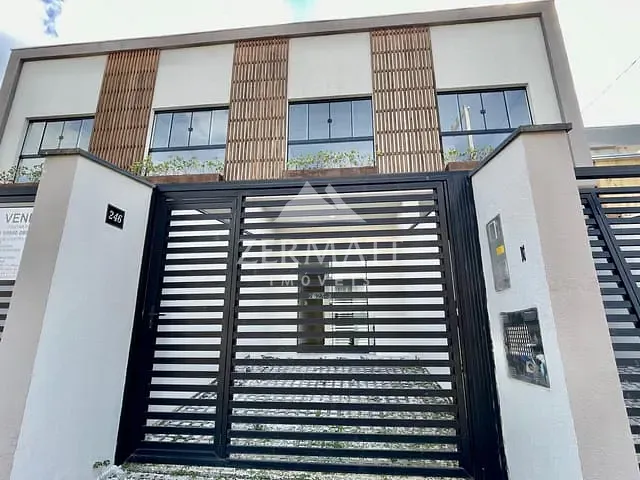 Sobrado 2 quartos e 3 banheiros, para alugar, no bairro Água Verde em Blumenau