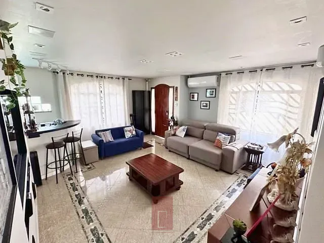 Sobrado com 235m² 3 quartos e 3 banheiros, à venda, no bairro Santa Teresinha em São Paulo