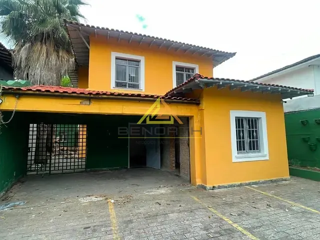 Sobrado com 287m², para alugar, no bairro Pinheiros em São Paulo