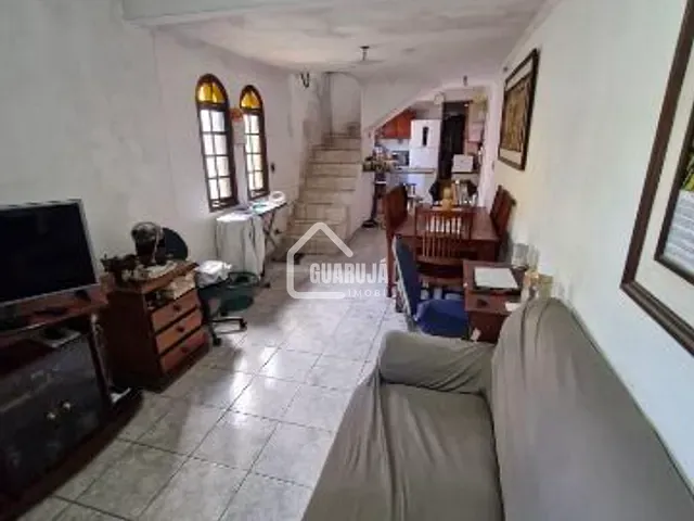 Sobrado com 121m² 3 quartos e 2 banheiros, à venda, no bairro Sítio Paecara (Vicente de Carvalho) em Guarujá