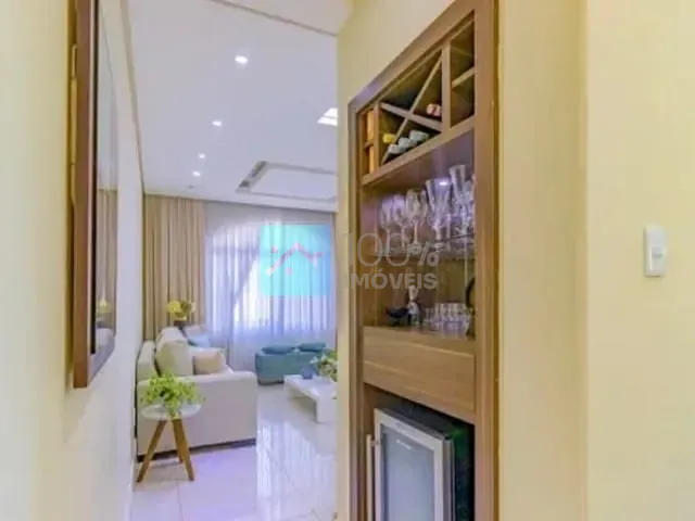 Sobrado com 245m² 2 quartos e 3 banheiros, à venda, no bairro Monte Castelo em São José dos Campos