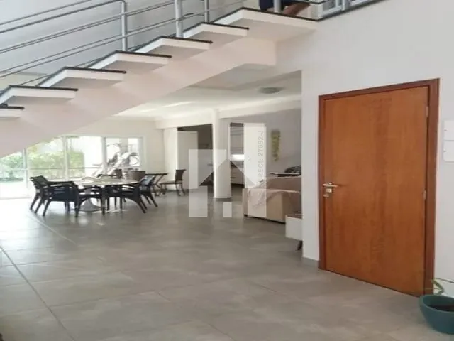 Sobrado com 360m² 3 quartos e 4 banheiros, à venda, no bairro Mina em Itupeva
