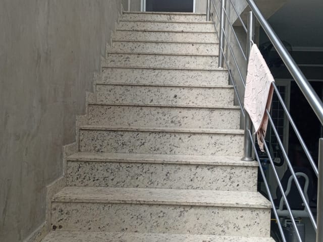 Sobrado 3 quartos e 5 banheiros, à venda, no bairro Vila Santa Terezinha (Zona Norte) em São Paulo