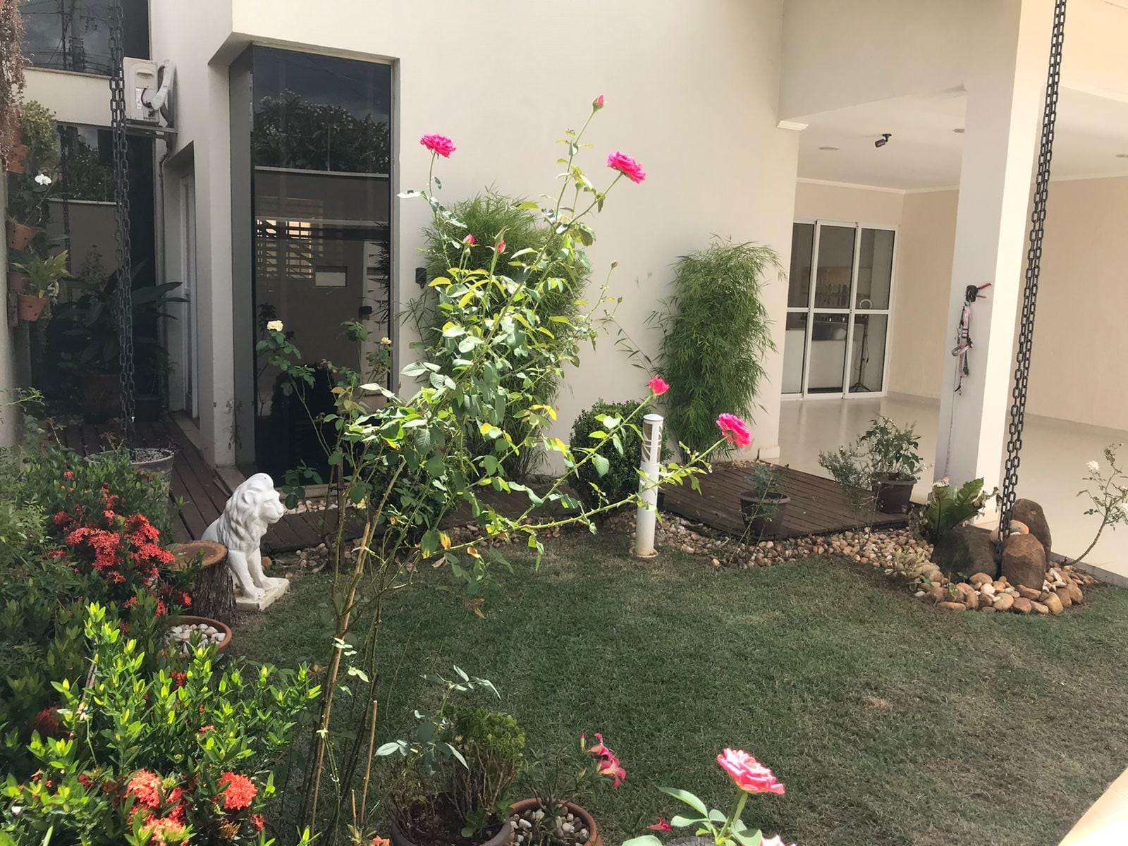 Sobrado, 3 quartos, 248 m² - Foto 2