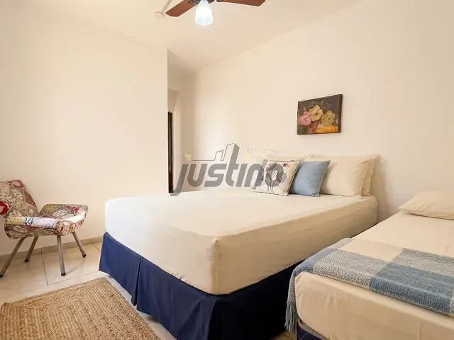 Sobrado com 302m² 4 quartos e 1 banheiro, à venda, no bairro Belas Artes em Itanhaém