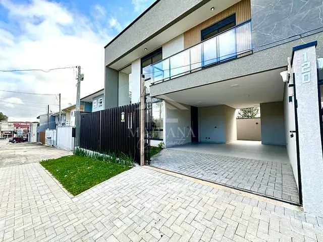 Sobrado com 151m² 3 quartos e 2 banheiros, à venda, no bairro Cidade Jardim em São José dos Pinhais