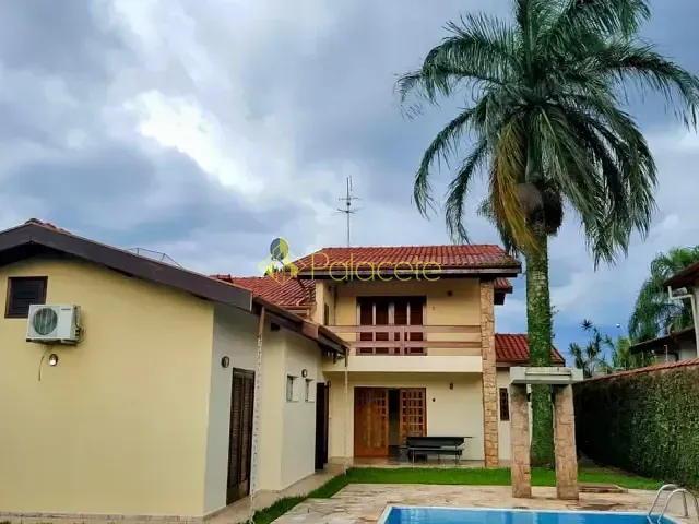 Sobrado com 1000m² 4 quartos e 6 banheiros, à venda, no bairro Chácara São Félix em Taubaté