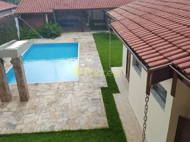 Sobrado com 1000m² 4 quartos e 6 banheiros, à venda, no bairro Chácara São Félix em Taubaté
