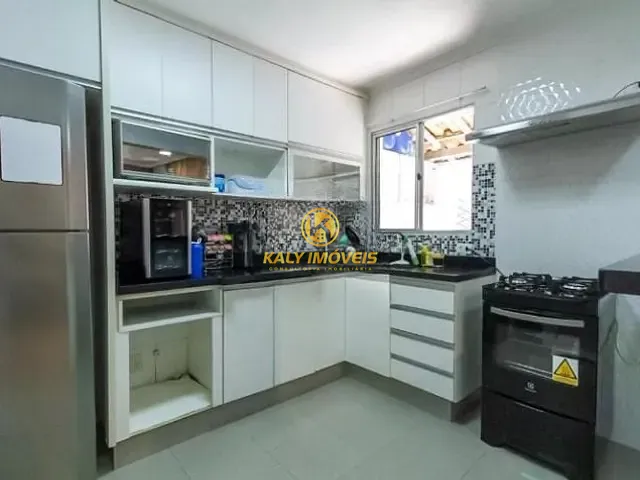 Sobrado com 174m² 3 quartos e 2 banheiros, à venda, no bairro Jardim Borborema em São Bernardo do Campo