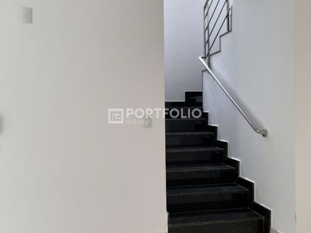 Foto do Sobrado - Sobrado com 3 dormitórios à venda por R$ 879.000,00 - Setor Goiânia 2 - Goiânia/GO | Portfolio Imóveis