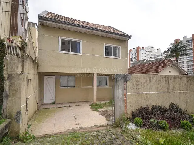 Sobrado com 117m² 3 quartos e 3 banheiros, à venda, no bairro Cristo Rei em Curitiba