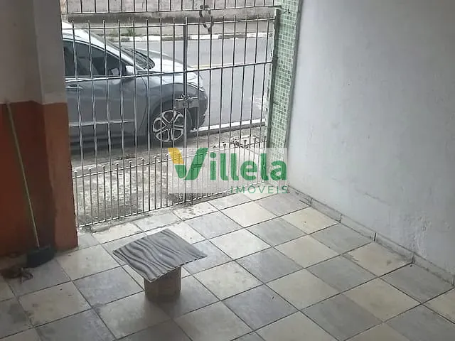 Sobrado 2 quartos e 2 banheiros, para alugar, no bairro Jardim do Castelo em Ferraz de Vasconcelos