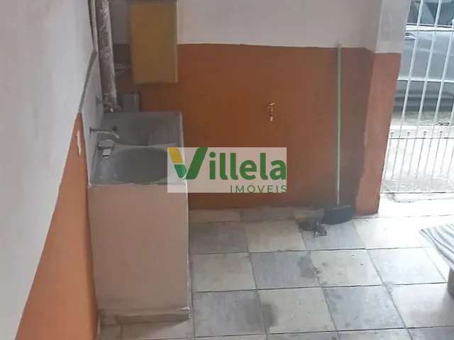 Sobrado 2 quartos e 2 banheiros, para alugar, no bairro Jardim do Castelo em Ferraz de Vasconcelos