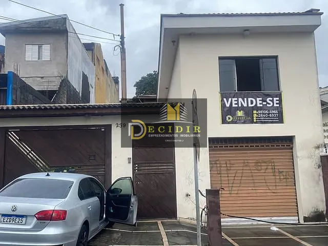 Sobrado com 500m² 3 quartos e 3 banheiros, à venda, no bairro Vila Pierina em São Paulo