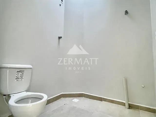 Sobrado 2 quartos e 3 banheiros, para alugar, no bairro Água Verde em Blumenau