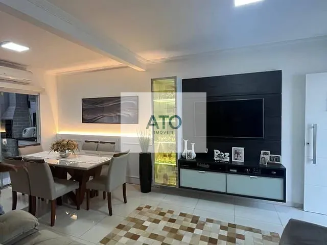 Sobrado 2 quartos e 2 banheiros, à venda, no bairro Mata Atlantica em Tijucas