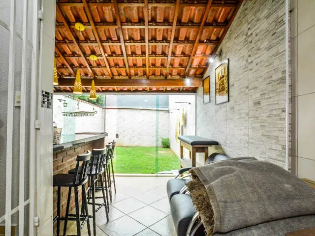 Sobrado 3 quartos e 5 banheiros, para alugar, no bairro Utinga em Santo André