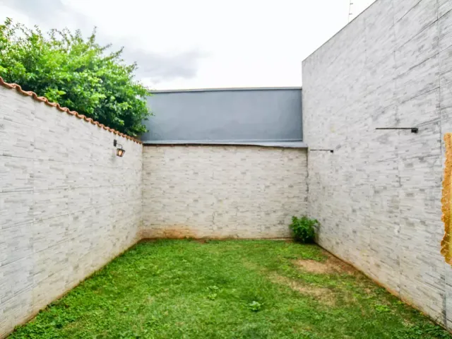 Sobrado 3 quartos e 5 banheiros, para alugar, no bairro Utinga em Santo André
