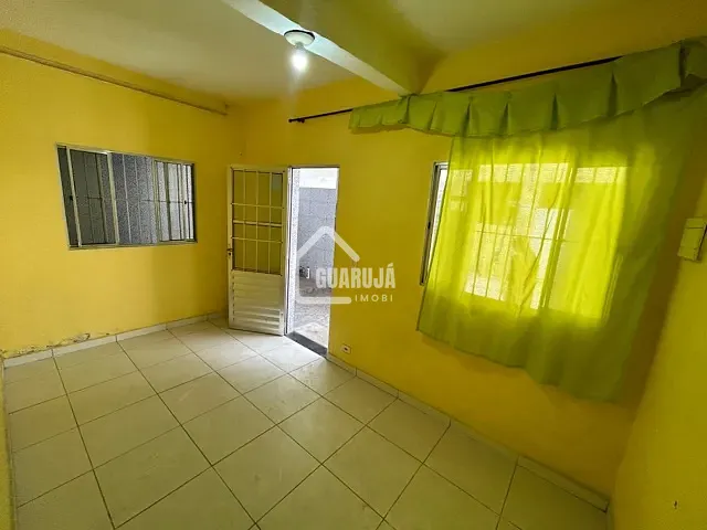 Sobrado com 72m² 3 quartos e 2 banheiros, à venda, no bairro Jardim Primavera em Guarujá