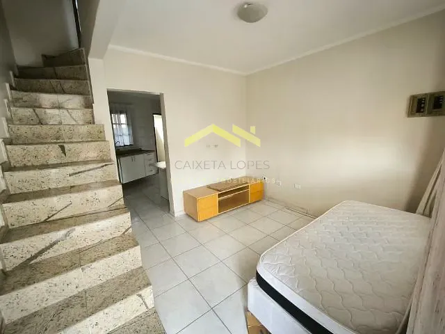 Sobrado com 70m² 2 quartos e 1 banheiro, à venda, no bairro Vila Camilópolis em Santo André