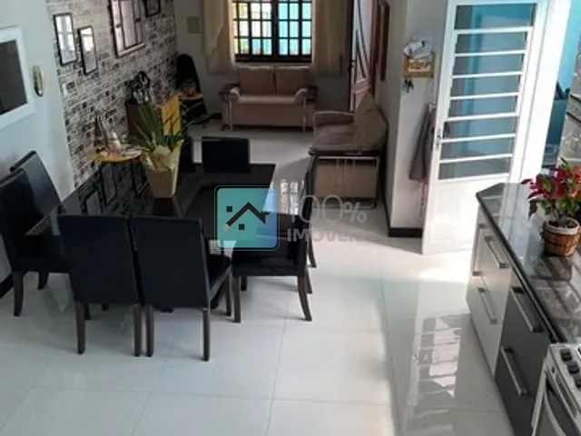 Sobrado com 150m² 3 quartos e 2 banheiros, à venda, no bairro Cidade Morumbi em São José dos Campos