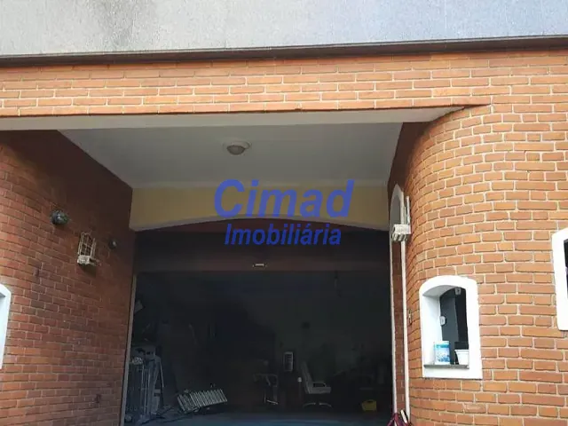 Sobrado 4 quartos e 2 banheiros, à venda, no bairro Carandiru em São Paulo