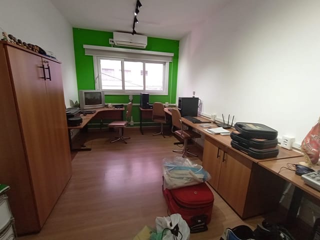 Foto do Sobrado - Oportunidade Única: Imóvel Comercial para Locação na Lapa com 2 Salas Mobiliadas, 2 Banheiros, Cozinha Equipada e Sala Extra | Davantage consultoria imobiliária