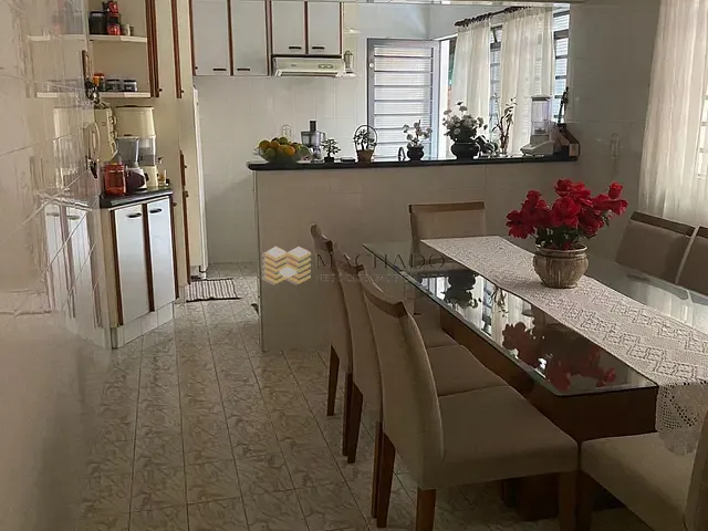 Sobrado com 141m² 3 quartos e 3 banheiros, à venda, no bairro Jardim Pacaembu em Jundiaí