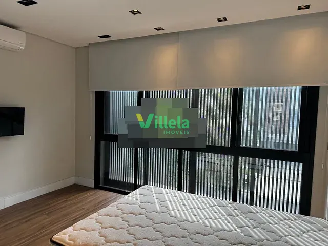 Sobrado com 300m² 4 quartos e 6 banheiros, à venda ou para alugar, no bairro Jardim das Cerejeiras em Arujá