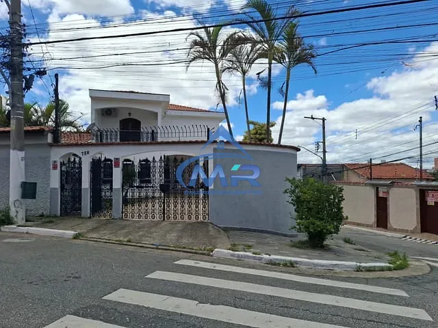 Sobrado com 217m² 3 quartos e 4 banheiros, à venda, no bairro Parque Boturussu em São Paulo